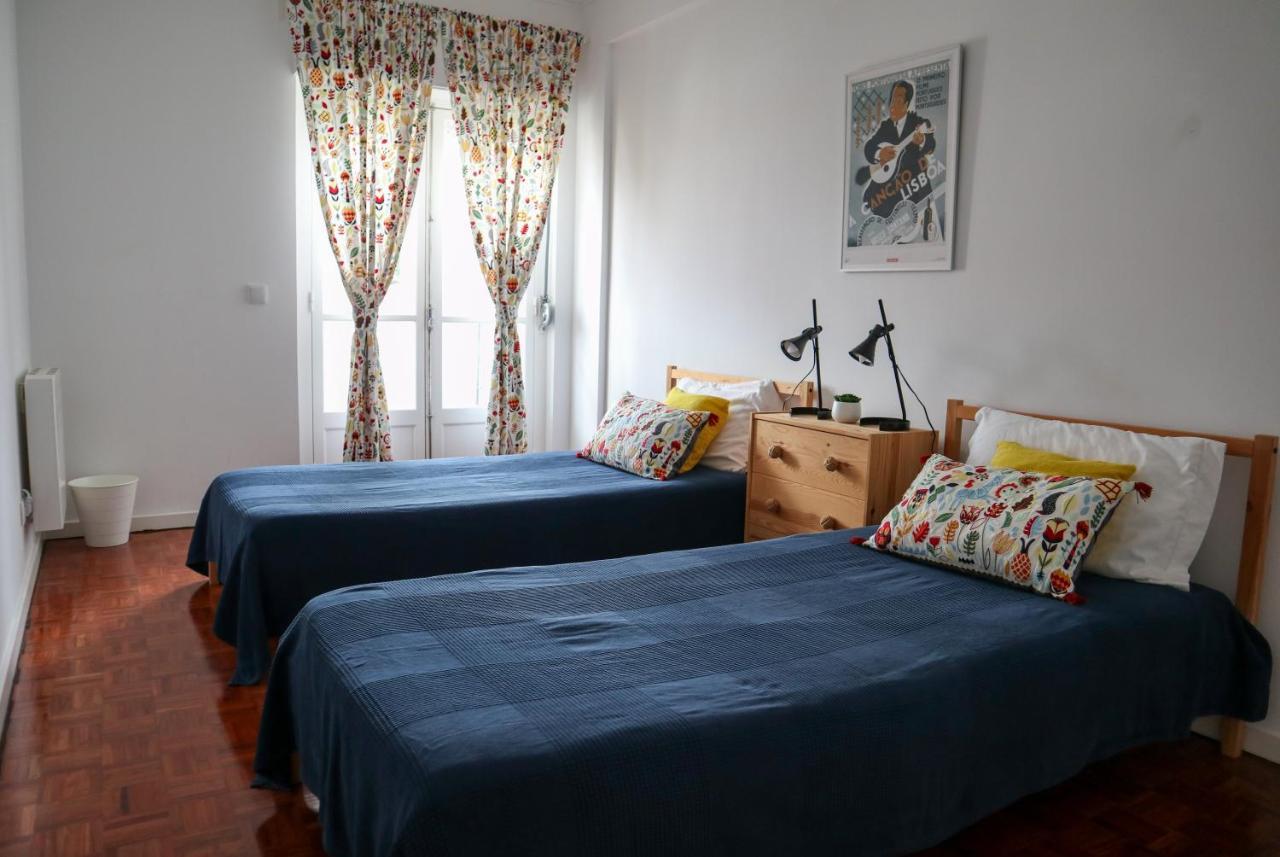 Ana'S Guesthouse Sintra Bagian luar foto