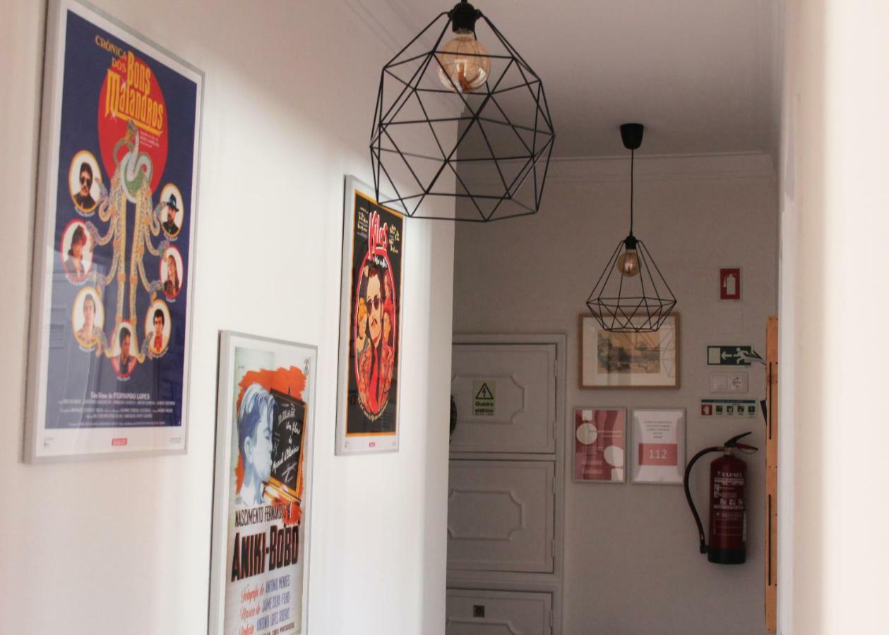 Ana'S Guesthouse Sintra Bagian luar foto